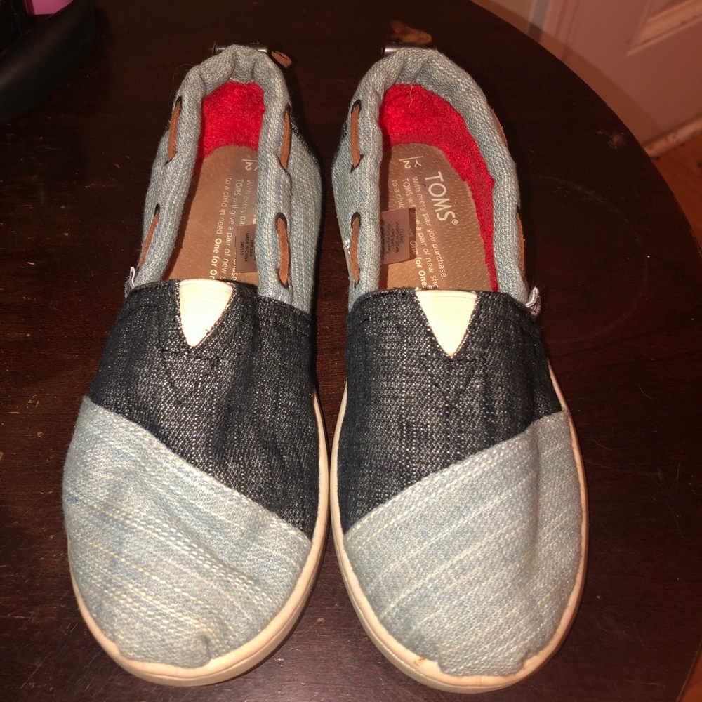 Little Girls Toms